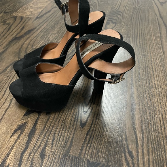 Black Suede Steve Madden Platforms - Picture 2 of 5